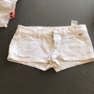 White hollister shorts